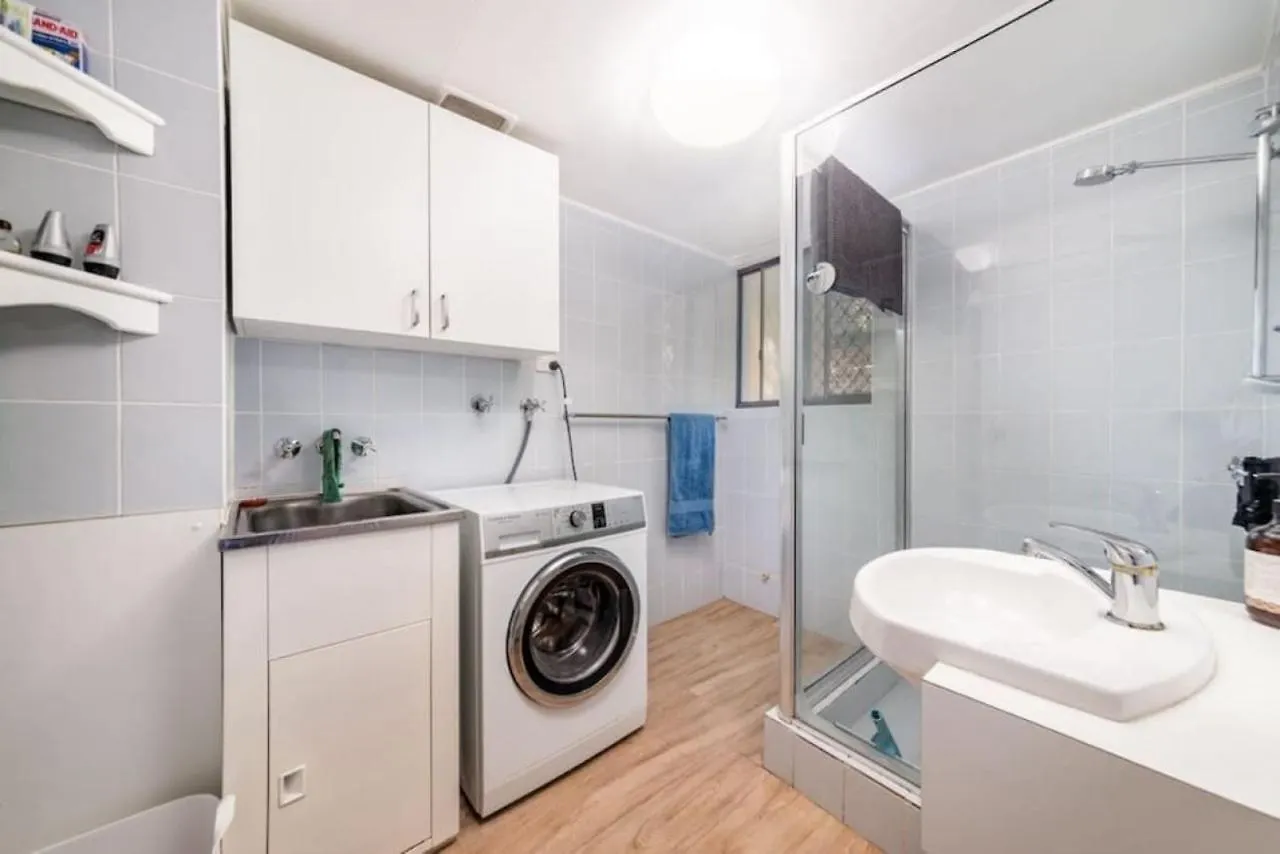 16Kat Holiday Noosa Style, Great Location, Pet Friendly 0*,  Australia