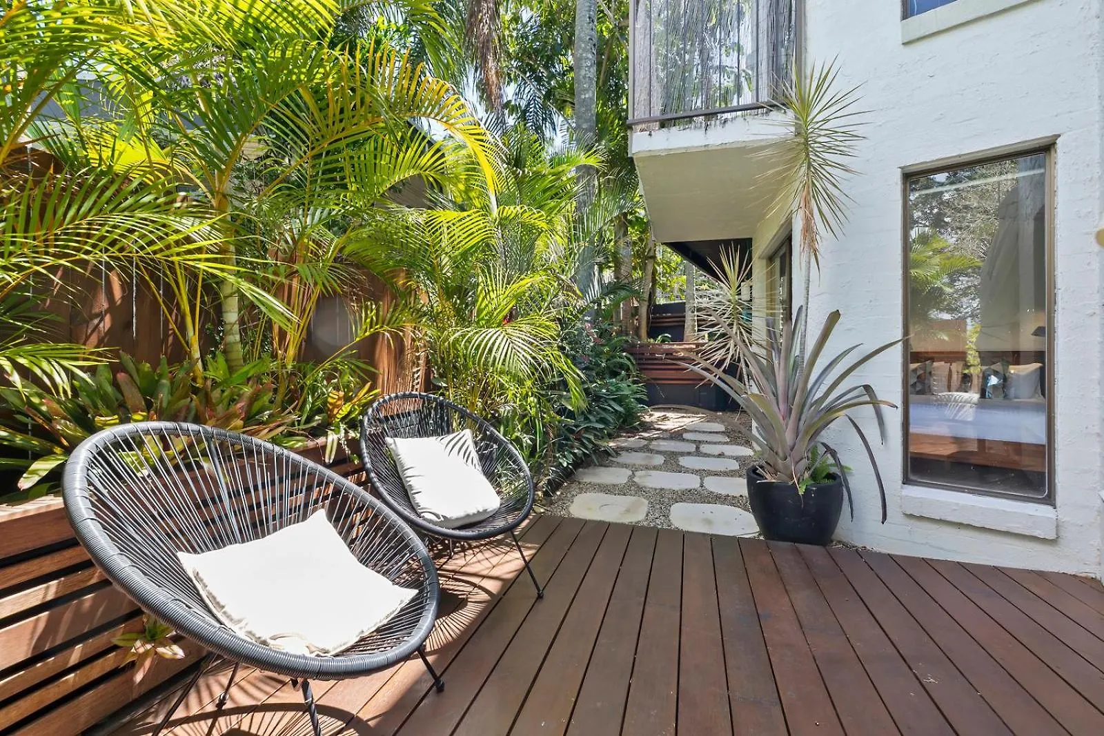 16Kat Holiday Noosa Style, Great Location, Pet Friendly 0*,  Australia
